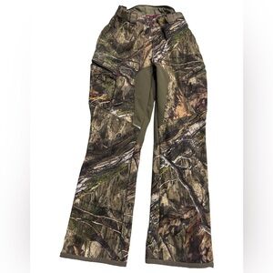 Women's L.L.Bean Ridge Runner Storm Pant in A Mossy Oak Camouflage Pattern 5 reg